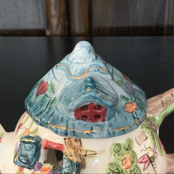 Vintage Dragonfly Teapot Candle Holder - Picture 2 of 16